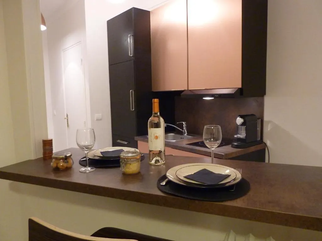 Apartament Champs-elysees Paryż